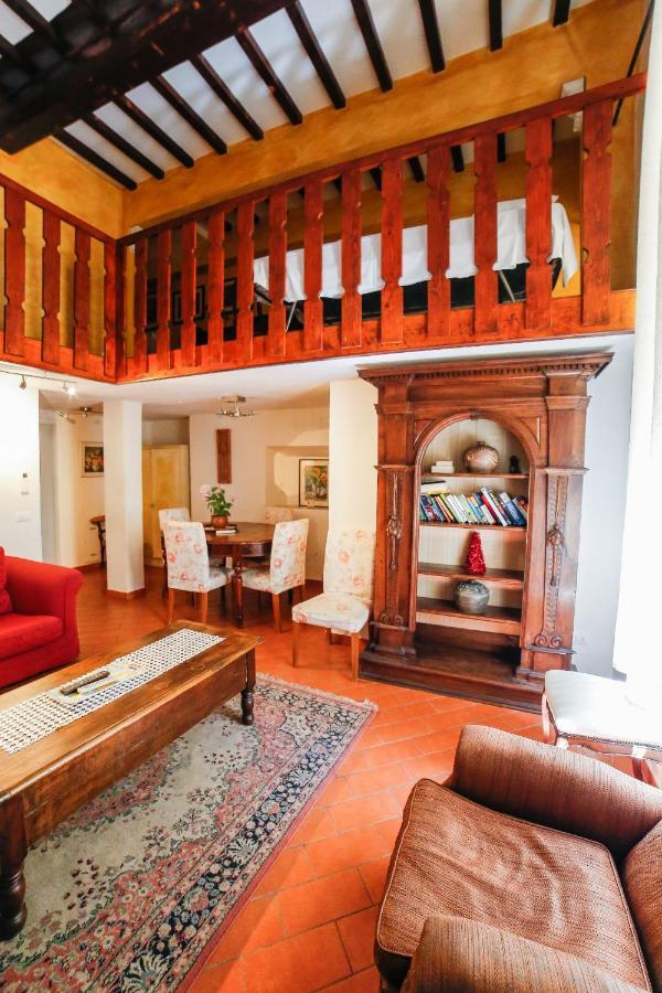 Traditional Apt Close To The Duomo - Private Yard! Флоренція Екстер'єр фото